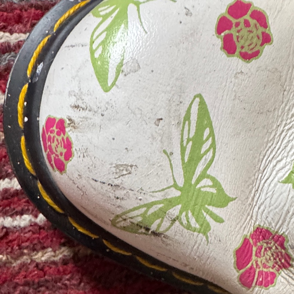 Vintage Dr. Martens White Boots with Green and Pink Butterfly Rose Design AW004 - Picture 9 of 12